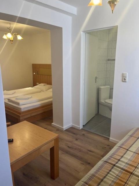 City Hotel Post 14 Braunau am Inn Exterior photo